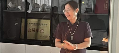berita perusahaan terbaru tentang Wuxi High-Mountain | Merayakan Ulang Tahun Spesial di Tim Operasional Kami