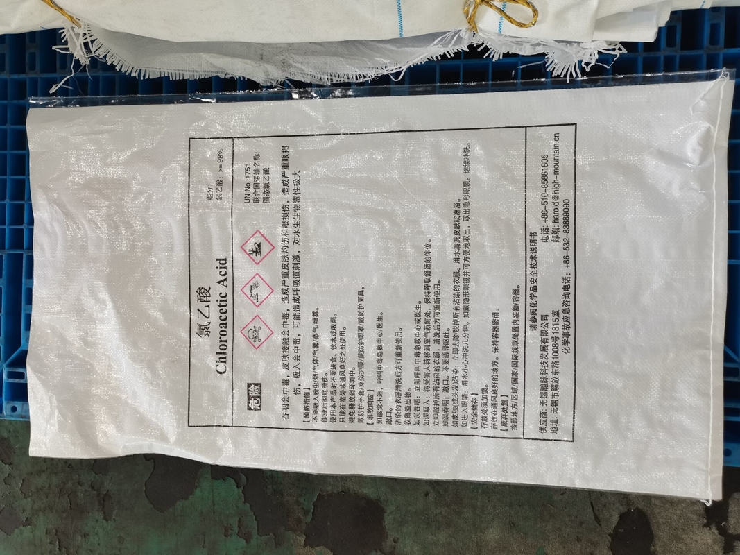 79-11-8 Intermediet Pestisida Tidak Berwarna Sampai Pucat Wadah Tertutup Rapat Kemurnian 99%